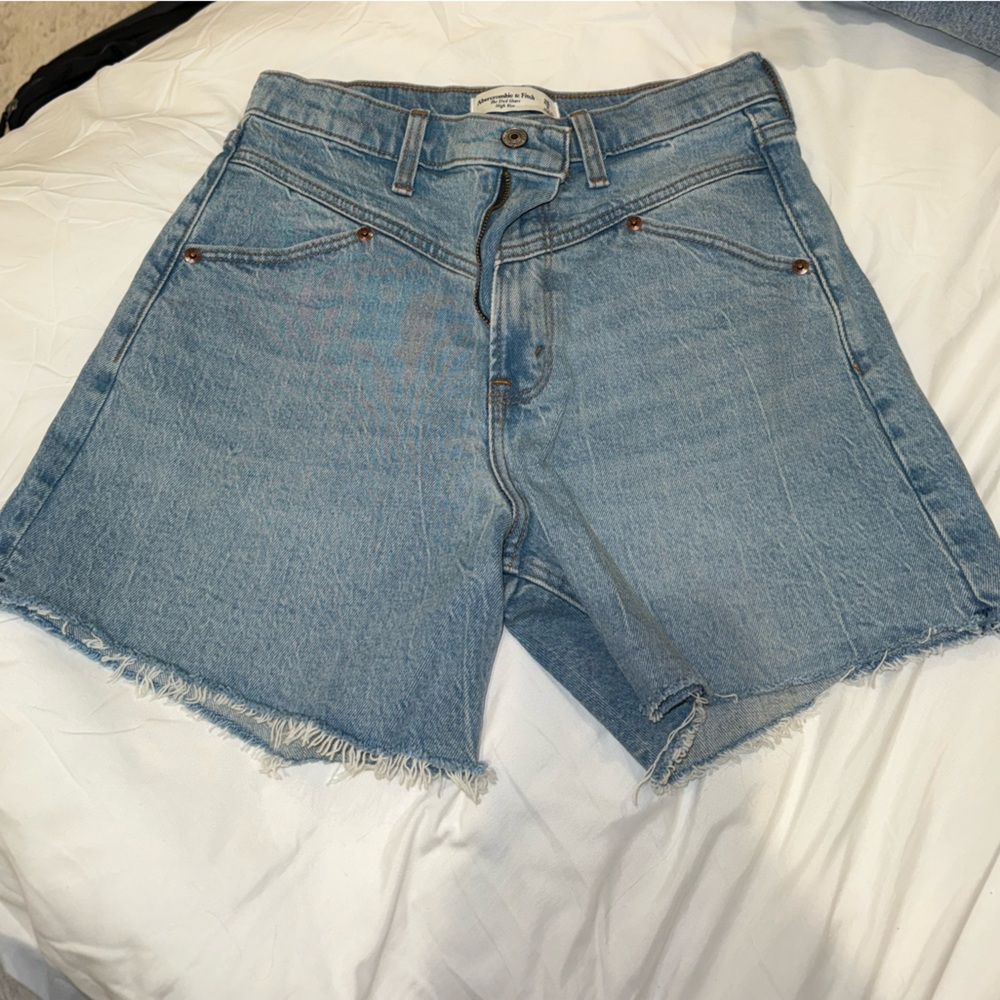 Abercrombie & Fitch Dad Short High Rise